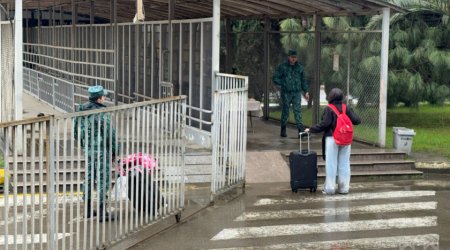 Daha beş nəfər İrandan Azərbaycana təxliyə olundu &ndash; FOTO