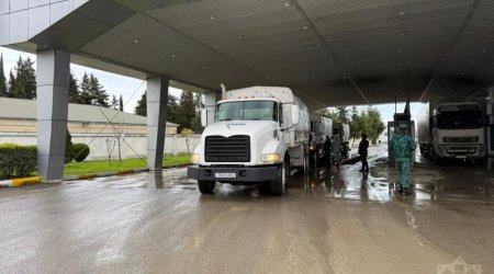 İrana göndərilən humanitar yardım Astara sərhədinə çatdı - FOTO