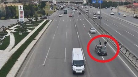 Aeroport şosesində dəhşətli QƏZA: Avtomobil iki piyadanı vurdu &ndash; ANBAAN VİDEO