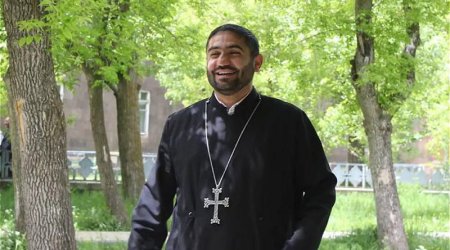 II Qareginin qardaşı oğlu ev dustaqlığından azad edildi