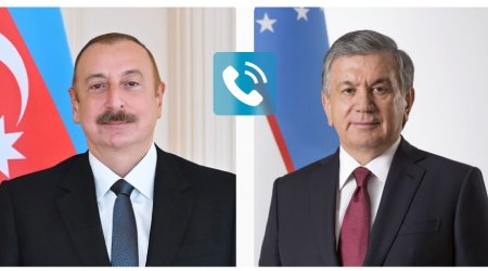 İlham Əliyev Şavkat Mirziyoyevi TƏBRİK ETDİ