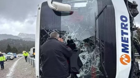 Konya vilayətində sərnişin avtobusu aşdı - 15 yaralı var