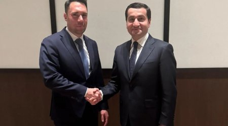 Hikmət Hacıyev Macarıstanda mühüm görüş keçirdi &ndash; FOTO