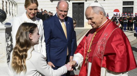 Roma Papası Monakoya getdi - Son 500 ildə ilk dəfə - FOTO