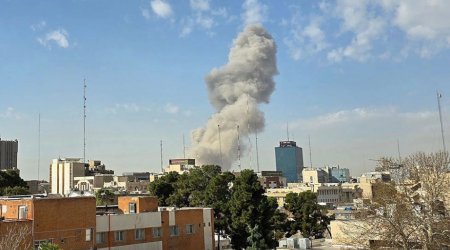 İsrail Tehrana kütləvi hava hücumu etdi &ndash; VİDEO