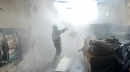 Sumqayıtda mebel sexi yandı &ndash; VİDEO