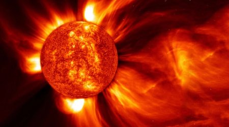 Günəşdə güclü partlayış oldu
