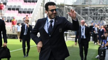 Buffon da istefa verdi