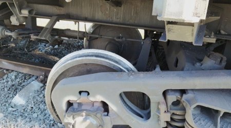 Rusiyada sərnişin qatarının 7 vaqonu relsdən çıxdı - VİDEO