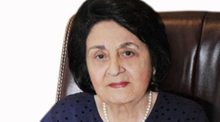 ​68 ildir eyni qurumda çalışır: 100 yaşı olacaq - FOTO