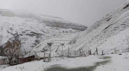 Şimal bölgəsində dağlıq ərazilərə qar yağıb - FOTO/VİDEO
