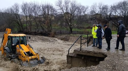 27 yaşlı gənci sel necə aparıb?