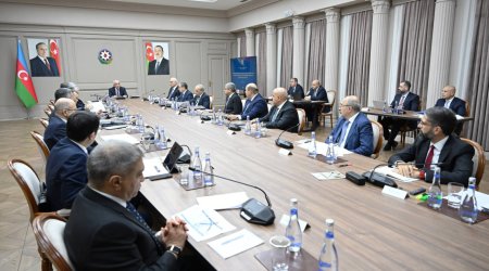 Əli Əsədovun rəhbərliyi ilə MÜHÜM İCLAS: Müzakirə olunan məsələlər &ndash; FOTO