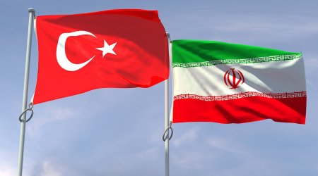 Türkiyə İrana humanitar yardım göndərdi - FOTO