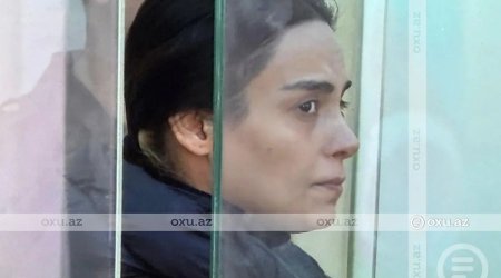 "Elmira cadugərliklə məşğul idi" - Bakıxanovda öldürülən şəxsin anası danışdı
