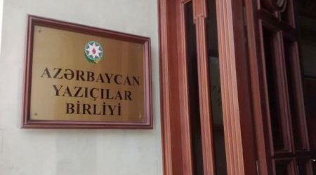 Yazıçılar Birliyində CANLANMA - Bu dəfə kimlərə xəbərdarlıq ediləcək?