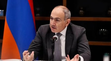 Paşinyan: &ldquo;Erməni şagirdlər sərhəddən 30 metr aralıda futbol oynayır, bax, sülh budur&rdquo;