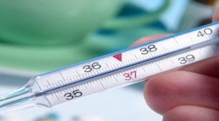 Gədəbəydə körpə qızdırmadan dünyasını dəyişdi