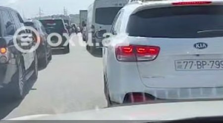 Kənar Dairəvi yolda kilometrlərlə tıxac yarandı &ndash; VİDEO