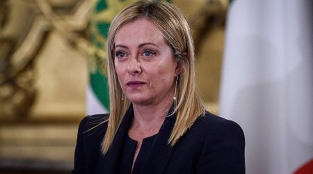 Corcia Meloni Azərbaycana gələcək