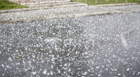 Sabahın havası: Şimşək çaxacaq, dolu düşəcək