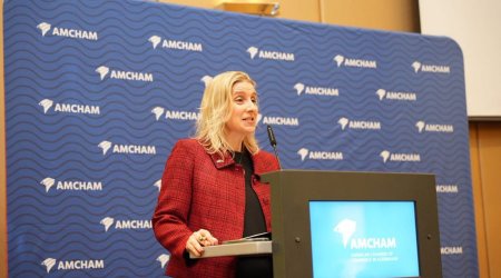 Vensin Bakıda imzaladığı Xartiya müzakirə olundu - FOTO