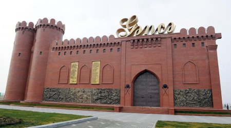 Gəncədə AİLƏ DRAMI &ndash; Ər arvadını baltaladı