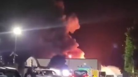 ABŞ hərbi təyyarələrinin yerləşdiyi aviabazada güclü yanğın oldu - VIDEO