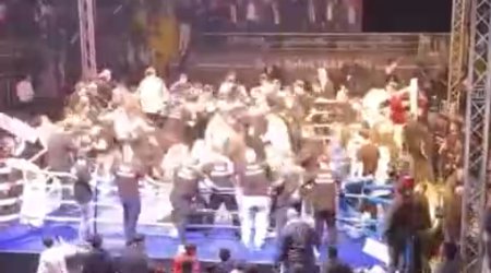 Trabzonda boks turnirində kütləvi dava düşdü: Rusiyalı idmançı... - VIDEO