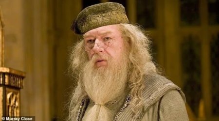 Coan Roulinqin oğlu &ldquo;Harri Potter&rdquo;in sevimli qəhrəmanının ölümündən sarsıldı: &ldquo;Ana, onu niyə öldürdün?&rdquo;