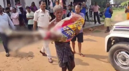 Kişi qəbr qazdı, bacısının skeletini banka gətirdi - VİDEO