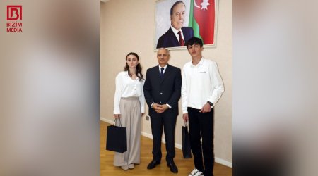 Qusarda yüksək nəticə göstərən şagirdlər mükafatlandırılıb - FOTO