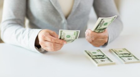 Bakıda kassir işlədiyi xəstəxananın pulunu OĞURLADI