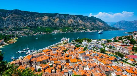 Monteneqroya gedən vətəndaşımızı məcburi İŞLƏDİBLƏR