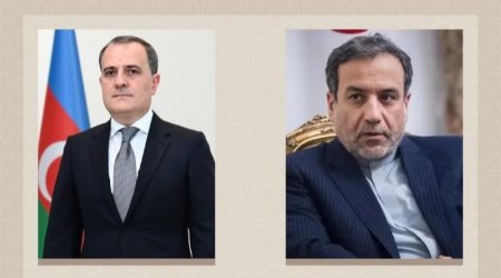 Ceyhun Bayramov iranlı həmkarı ilə nəyi müzakirə etdi?
