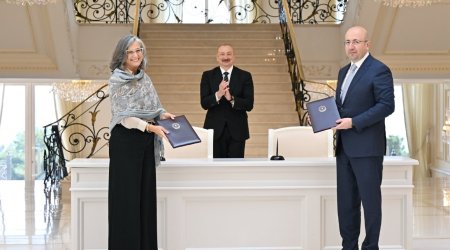 Anaklaudia Rossbax İlham Əliyevlə görüşündən yazdı: "Məmnun oldum" - FOTO