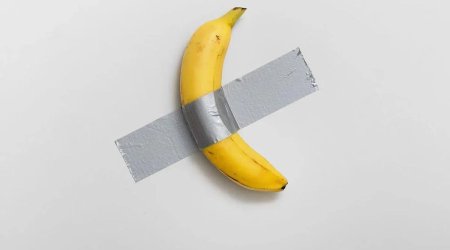 6,2 milyona satılan &ldquo;divara yapışdırılmış banan&rdquo; OĞURLANDI 