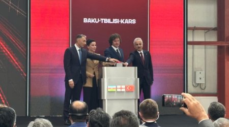 Bakı&ndash;Tbilisi&ndash;Qars dəmir yolu xətti istifadəyə verildi - VİDEO