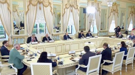 Putinin onlarla görüşü BAŞLADI