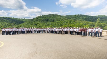 Veysəloğlu Şirkətlər Qrupu &ldquo;Süni Zəka Dövründə Liderlik&rdquo; mövzusunda forum keçirdi - FOTO