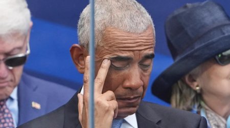 Mişel Obama Barak Obamanı göz yaşlarına boğdu – FOTO