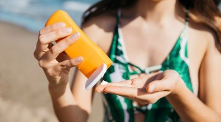 SPF kremlər D vitaminin qarşısını alır? &ndash; Mütəxəssisdən ŞOK AÇIQLAMA