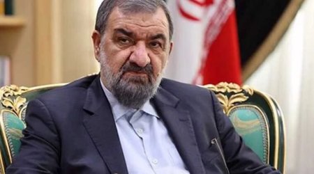 Xameneinin müşaviri: "Hazırda ABŞ çarəsizlikdən danışıqlarda israr edir"