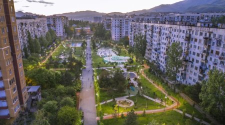 Tbilisidə toyuq yumurtası böyüklüyündə dolu yağdı