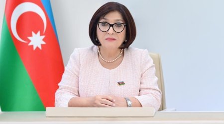 Sahibə Qafarova Əli Xameneinin vida mərasimində İŞTİRAK EDƏCƏK