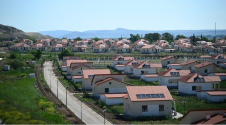 Şükürbəyli kəndinə növbəti köç yola salındı