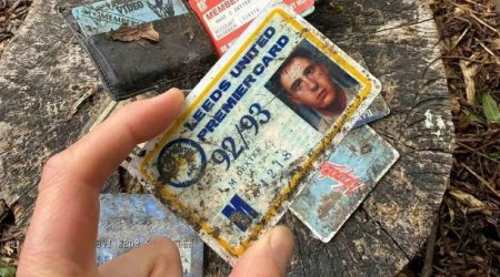 30 il əvvəl itirdiyi pul qabını görün harada TAPDI