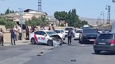 Lökbatanda sərnişin avtobusu qəzaya düşdü &ndash; VİDEO