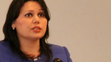 Məktəb direktoruna kabinetində xəsarət yetirdi - Bu cəza verildi