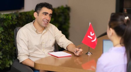 Qafqazda ilk &ldquo;Apple Shop&rdquo; &ldquo;Kontakt&rdquo;da açılır &ndash; Həsən İsrafilzadə ilə müsahibə